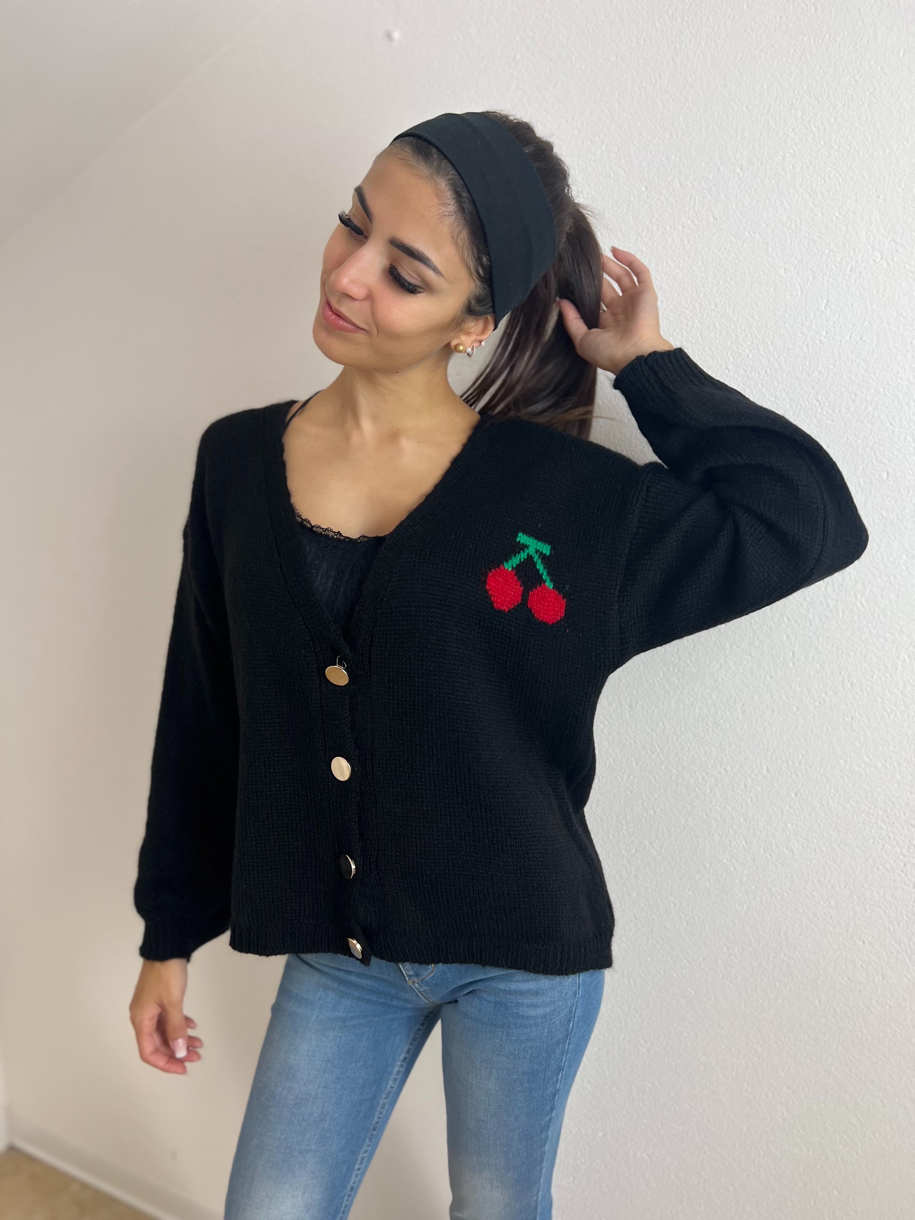 Cardigan “Cherry addicted”