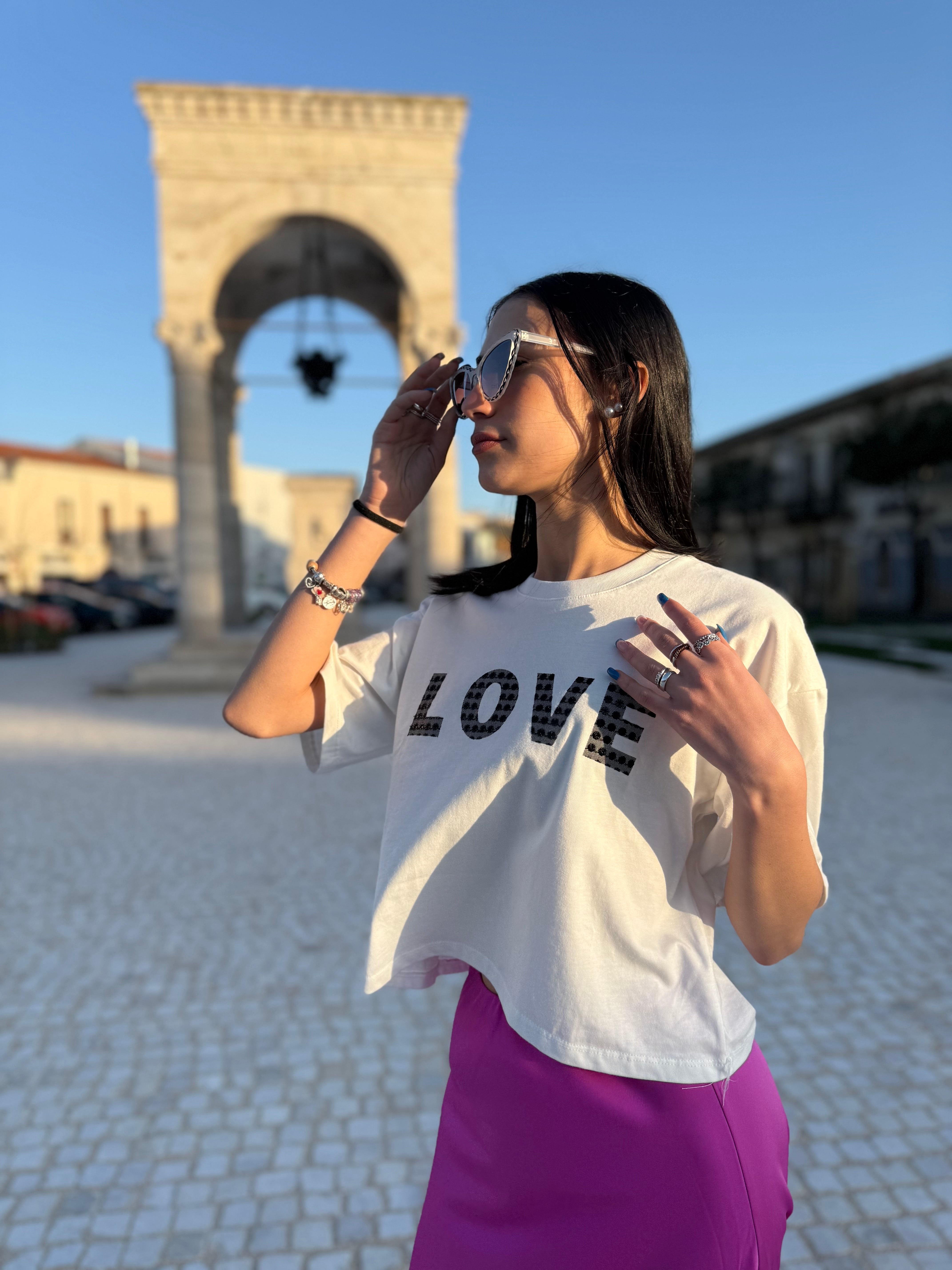 T-shirt Lumina “Love”