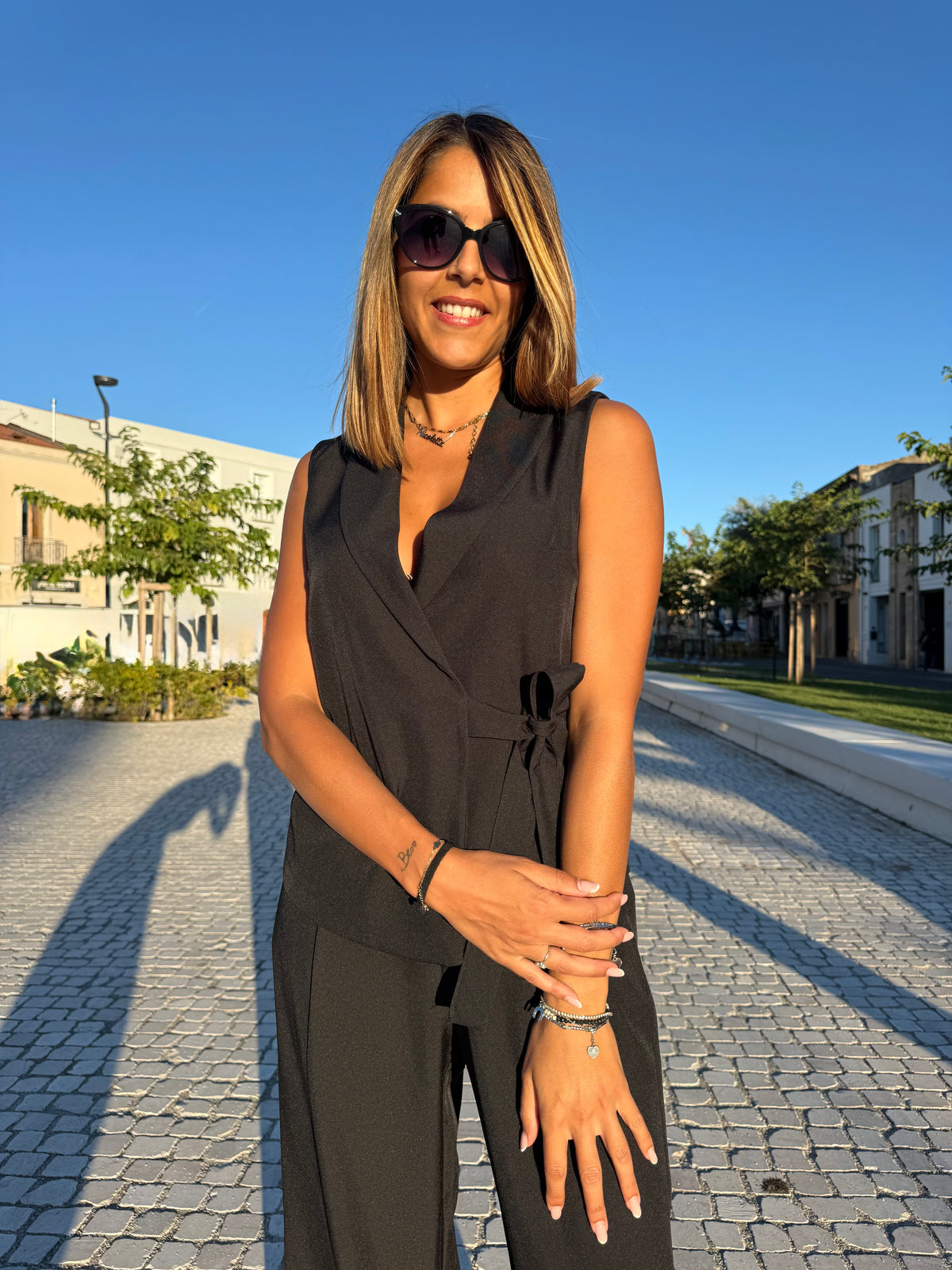 Completo gilet “Eliseee” nero