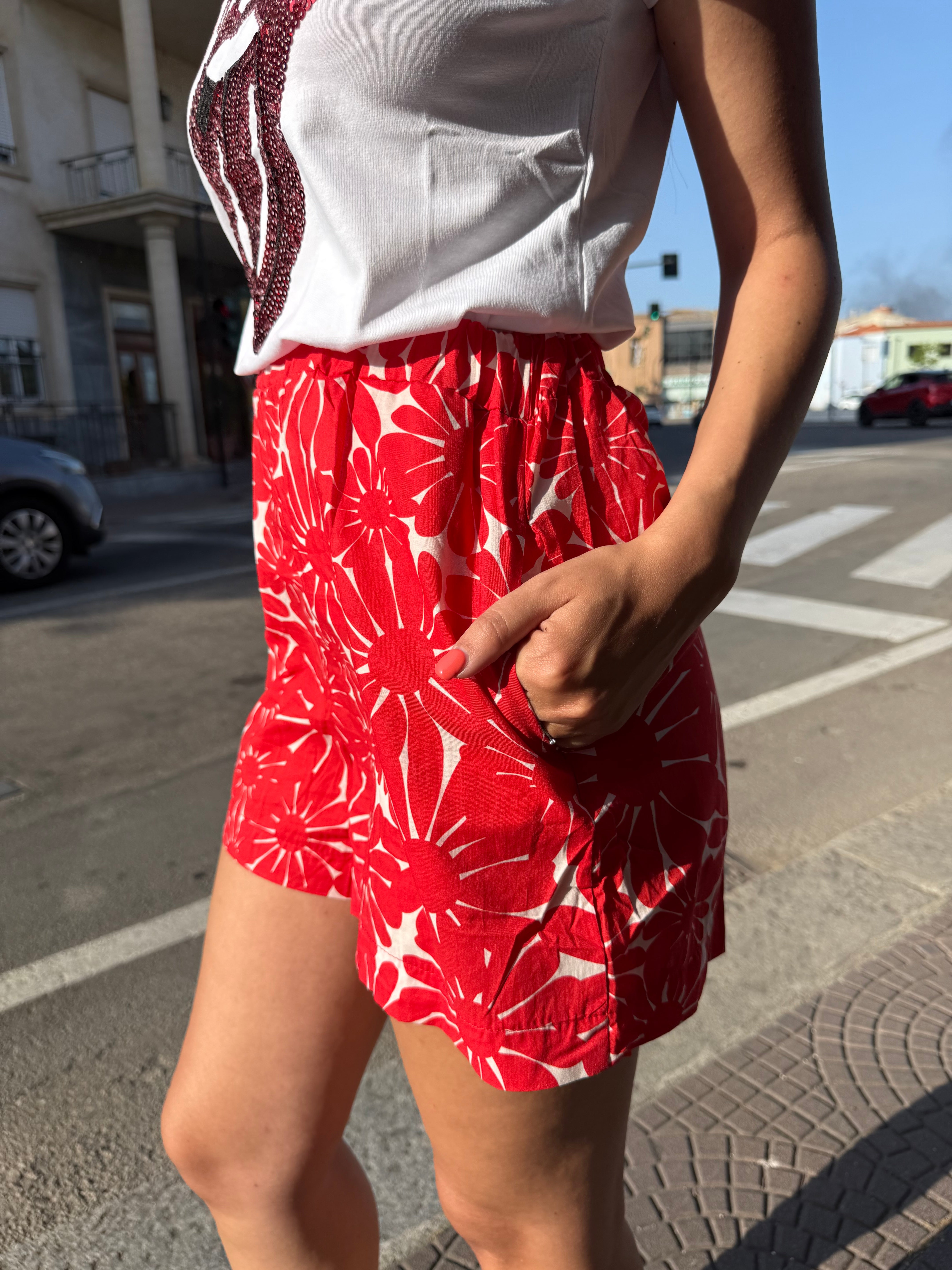 Short Lumina “Red Flow”
