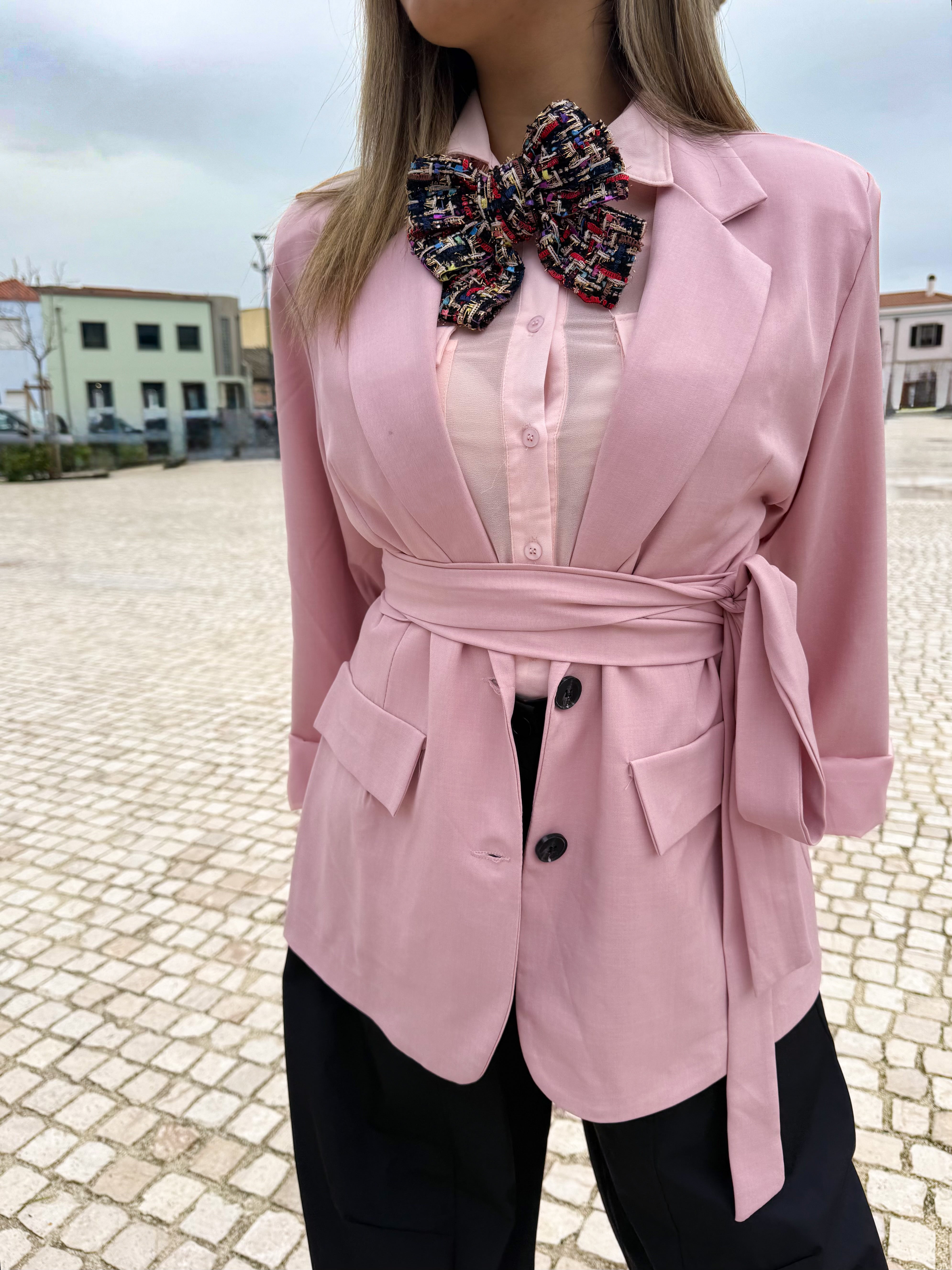 Blazer “Grace Belt” rosa cipria