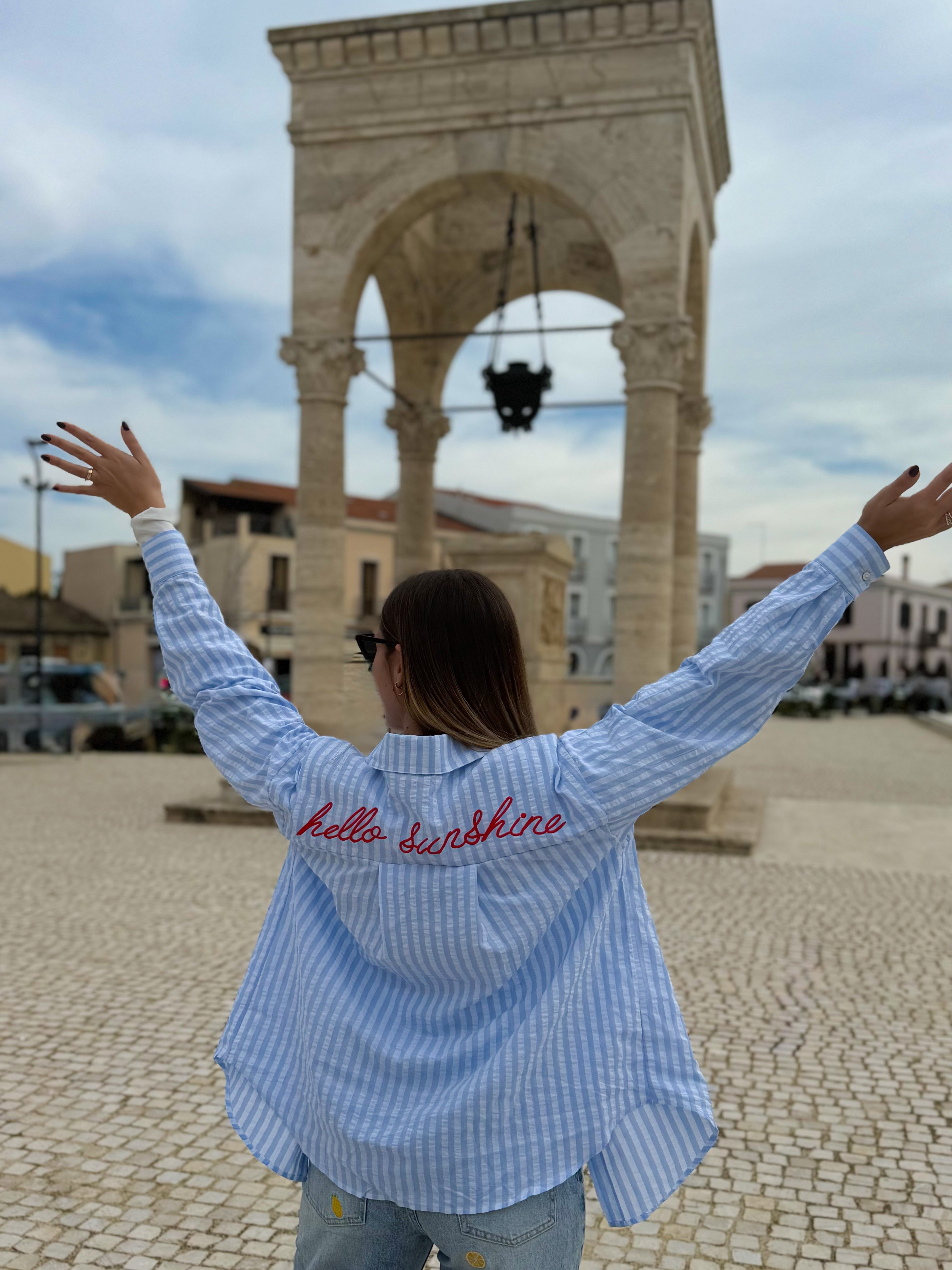 Camicia “Hello Sunshine” azzurra