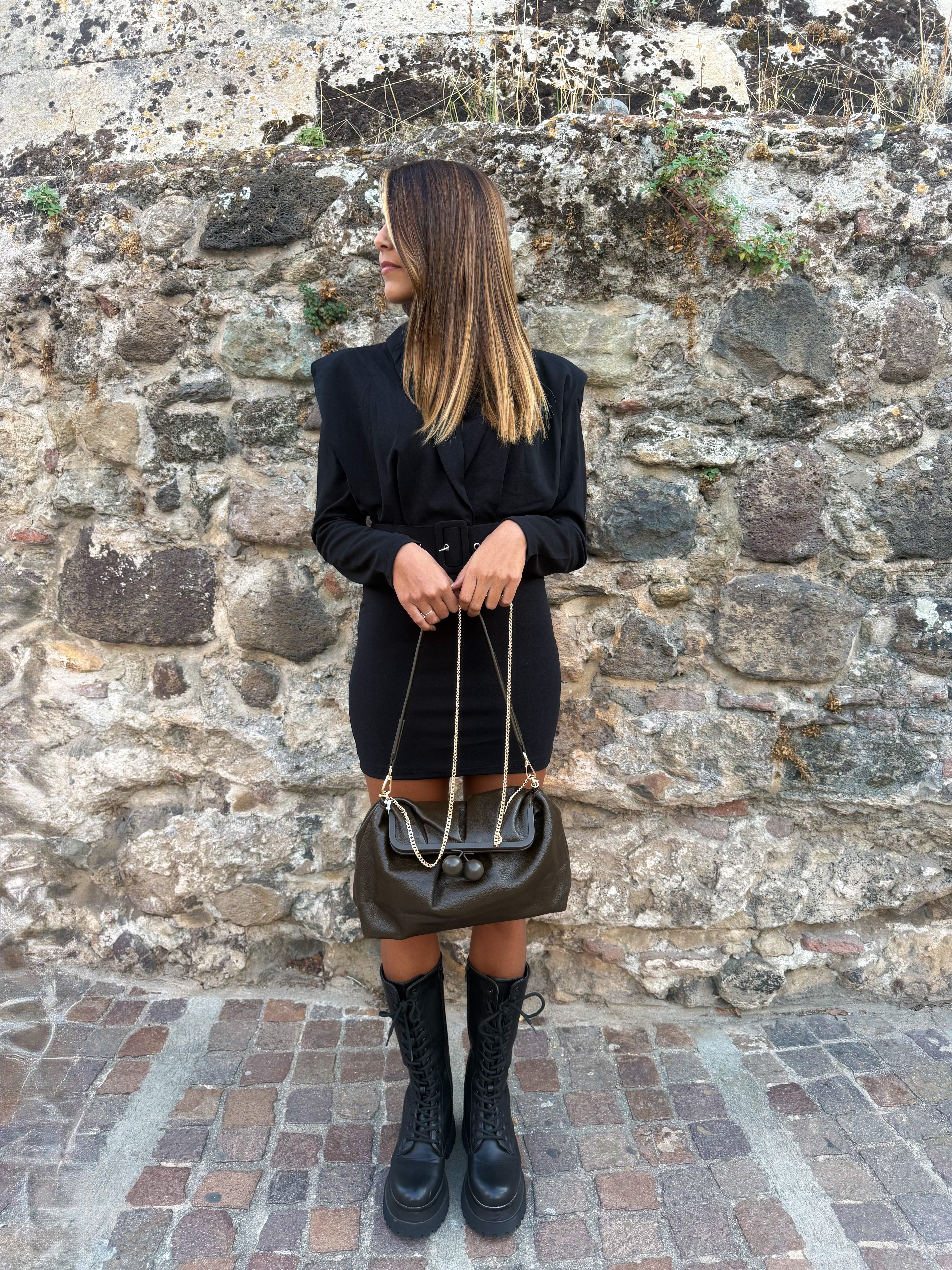 Mini abito “Black Power”