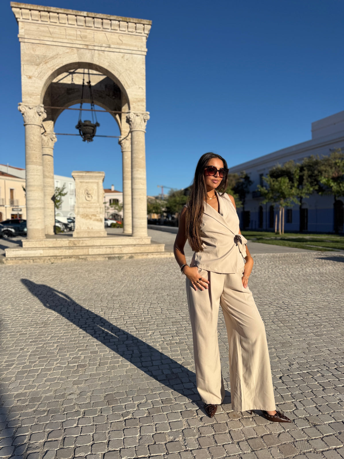 Completo gilet “Eliseee” beige