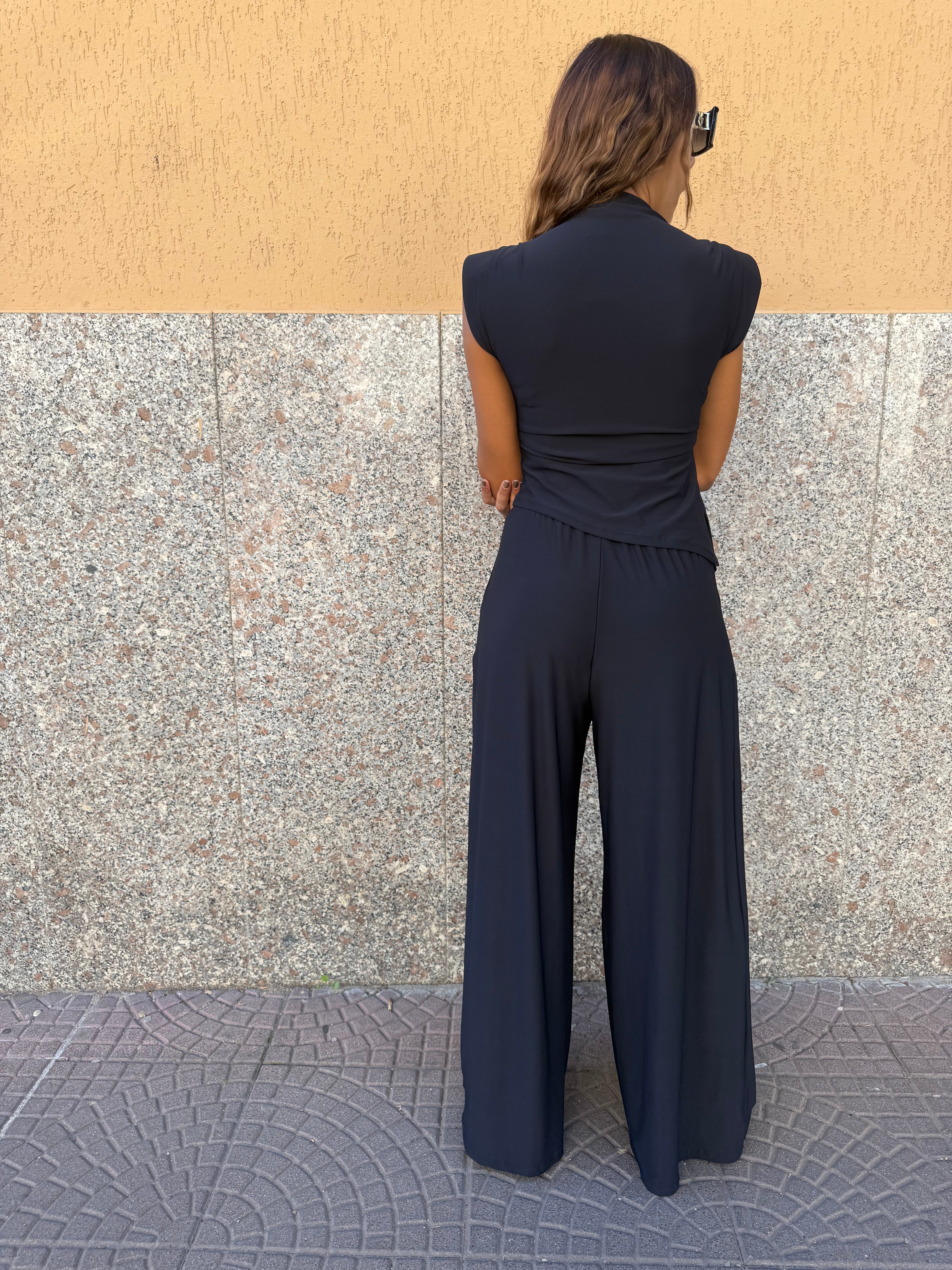 Completo “Tourin” nero