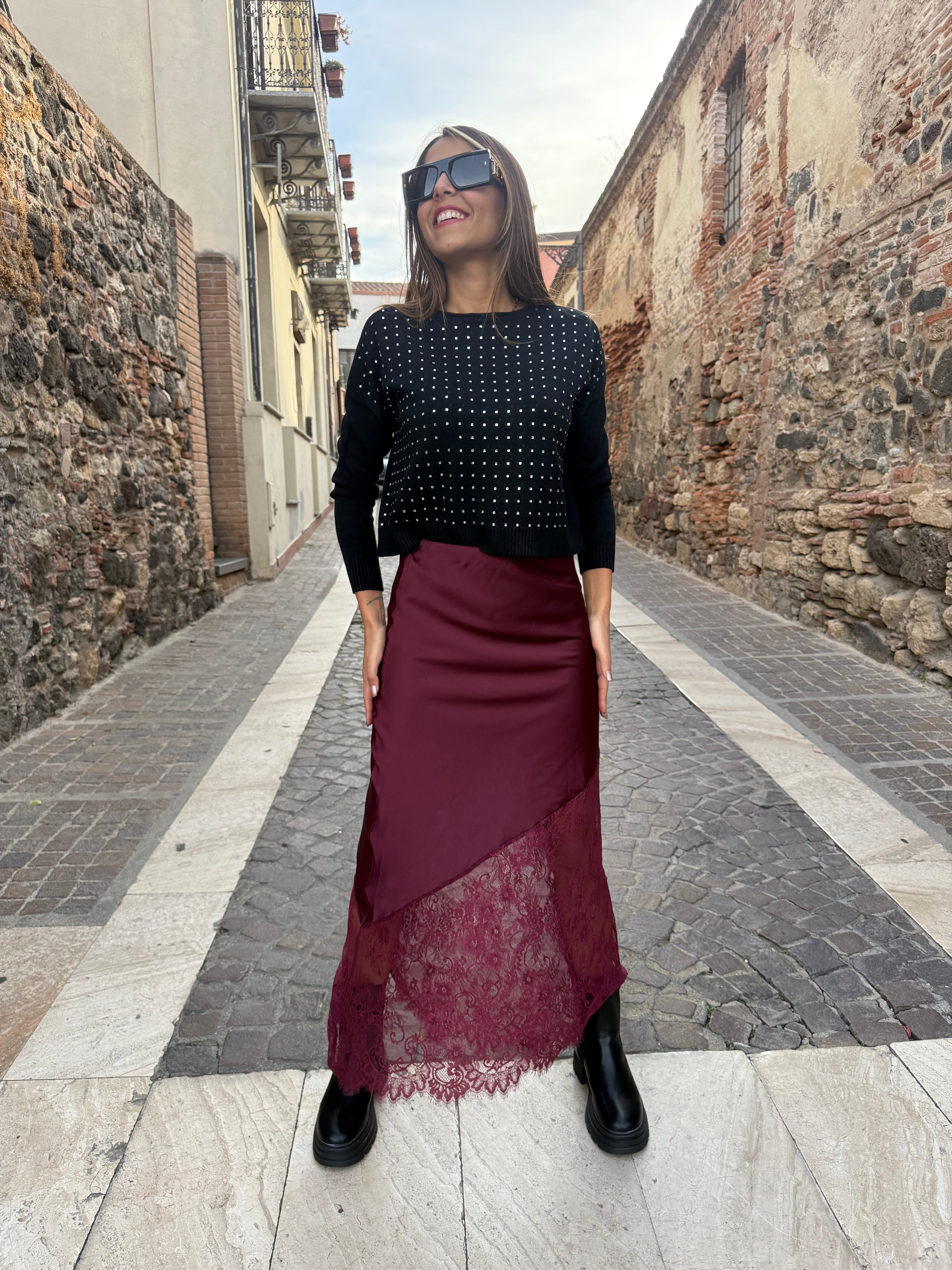 Gonna “Lace Vision” Bordeaux