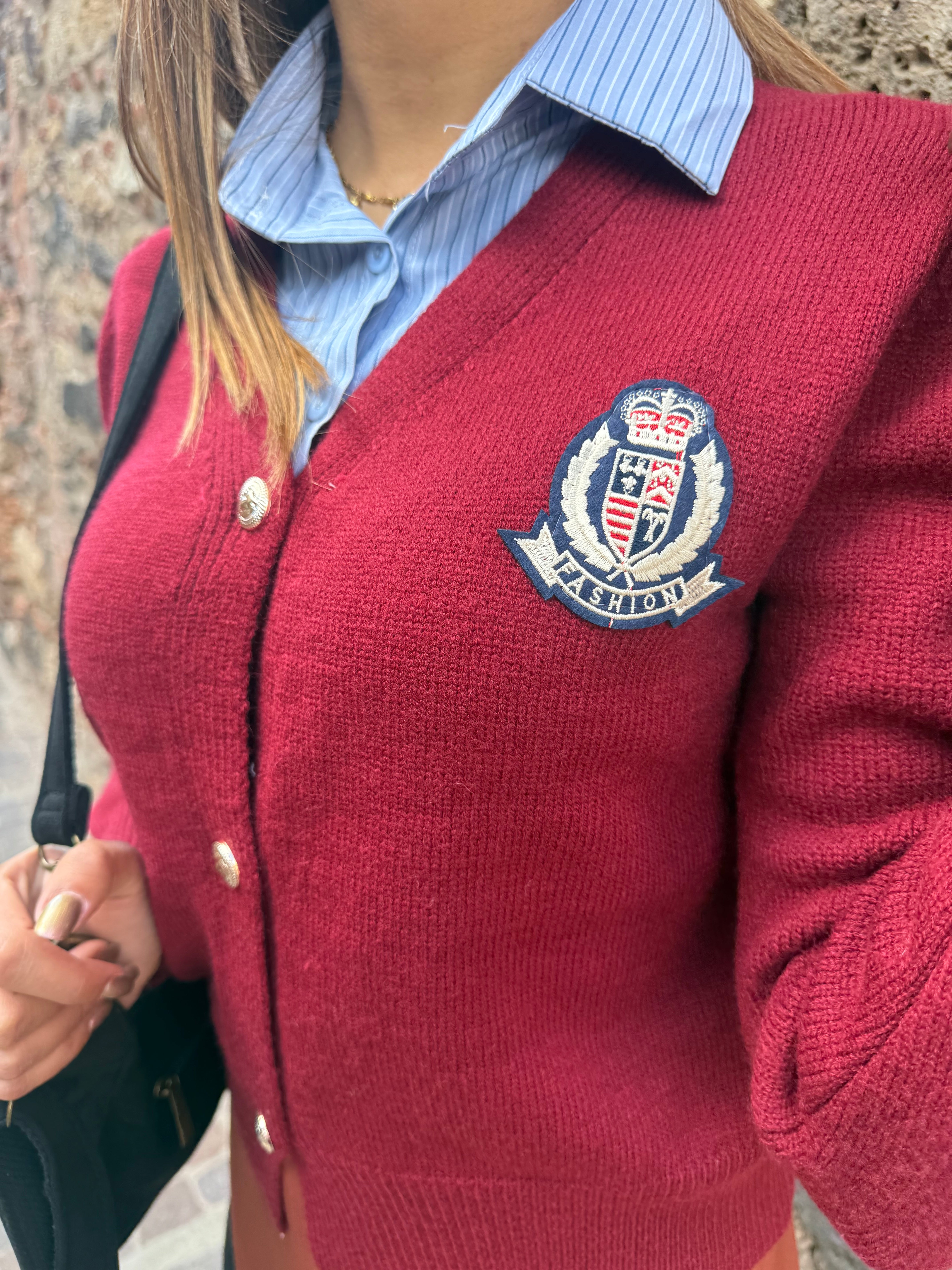 Cardigan “College Chic” Bordeaux
