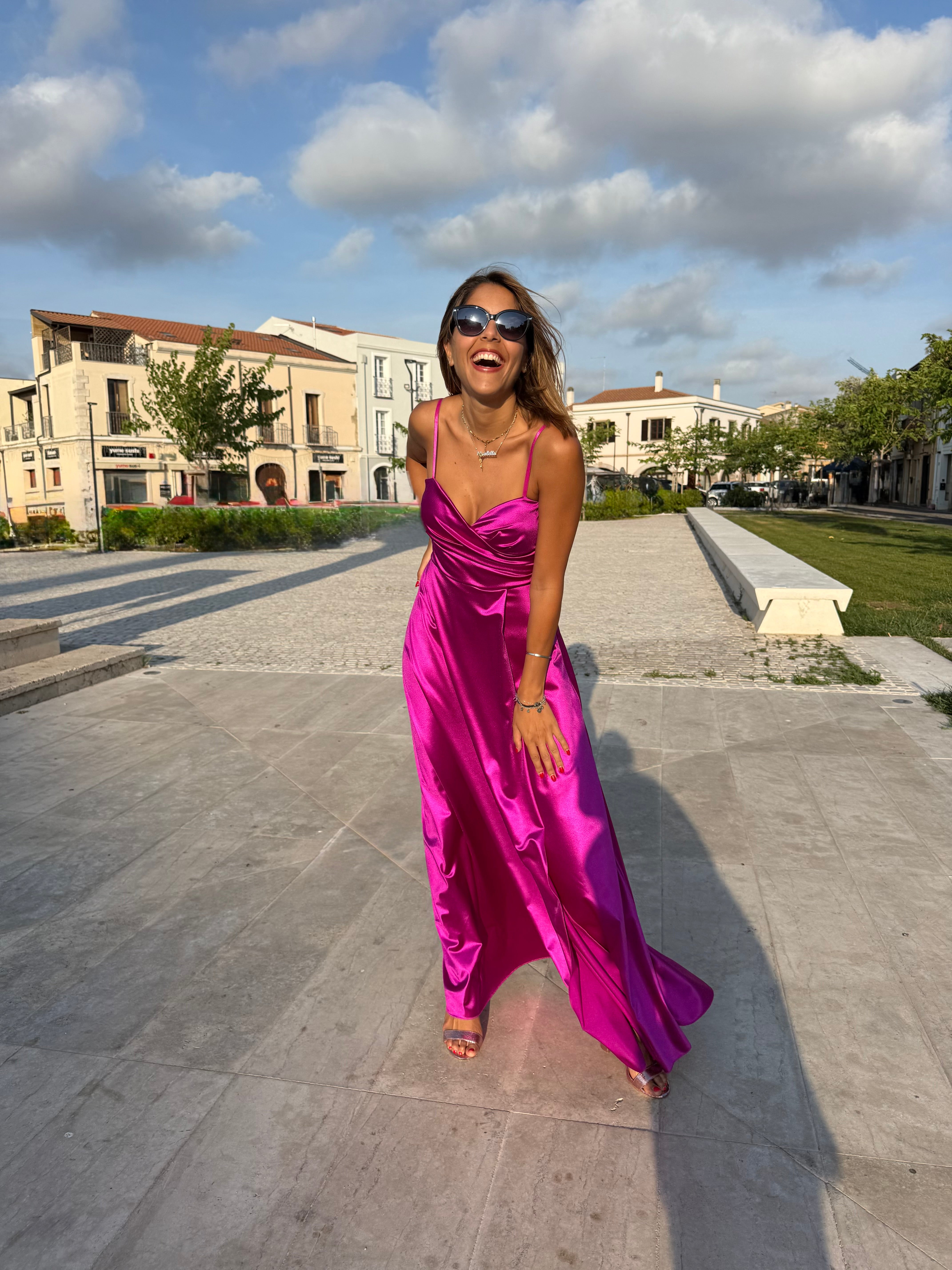 Maxi abito “Satin Glow” magenta