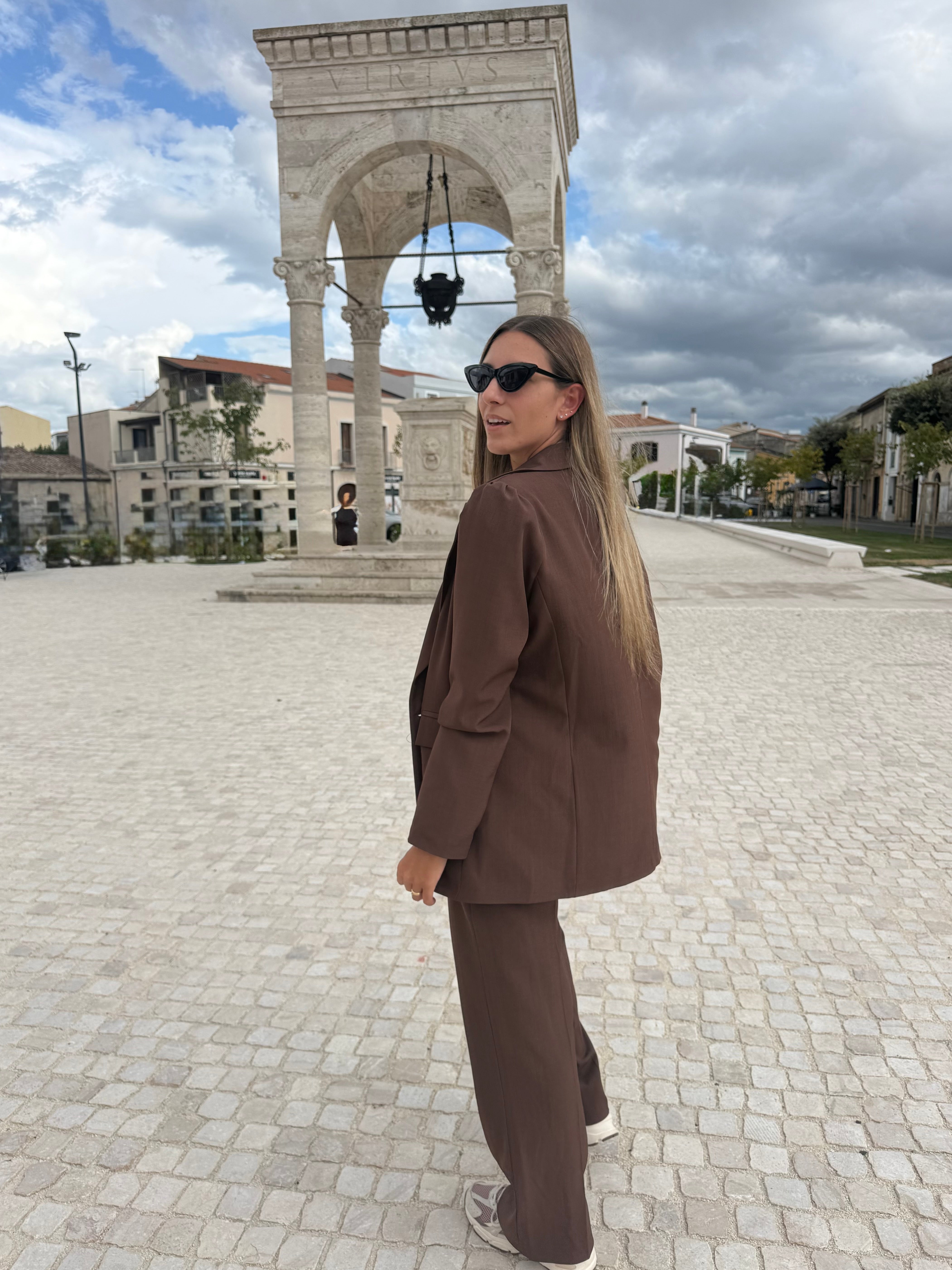 Completo “Legacy” marrone