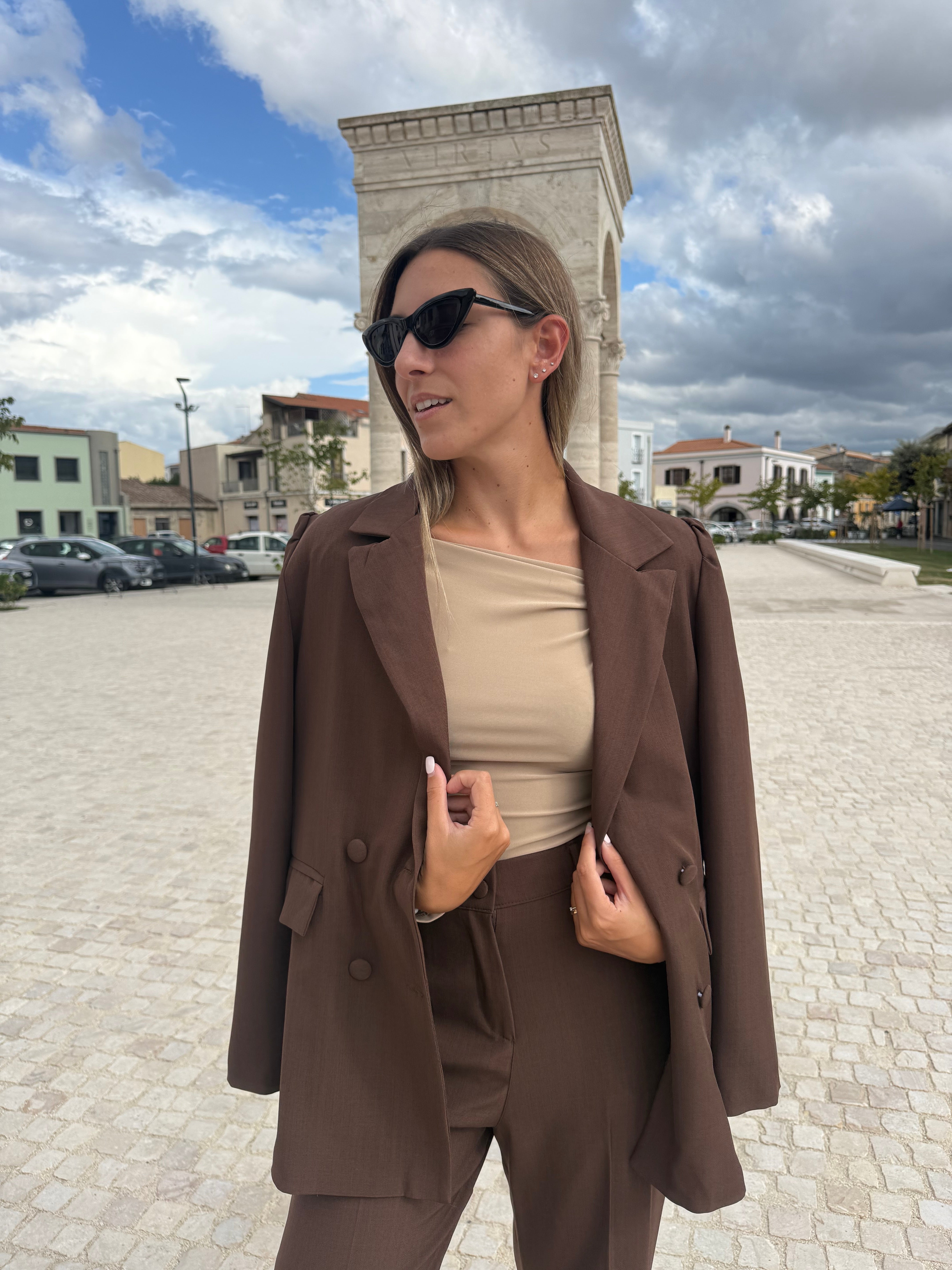 Body “Chiny” beige