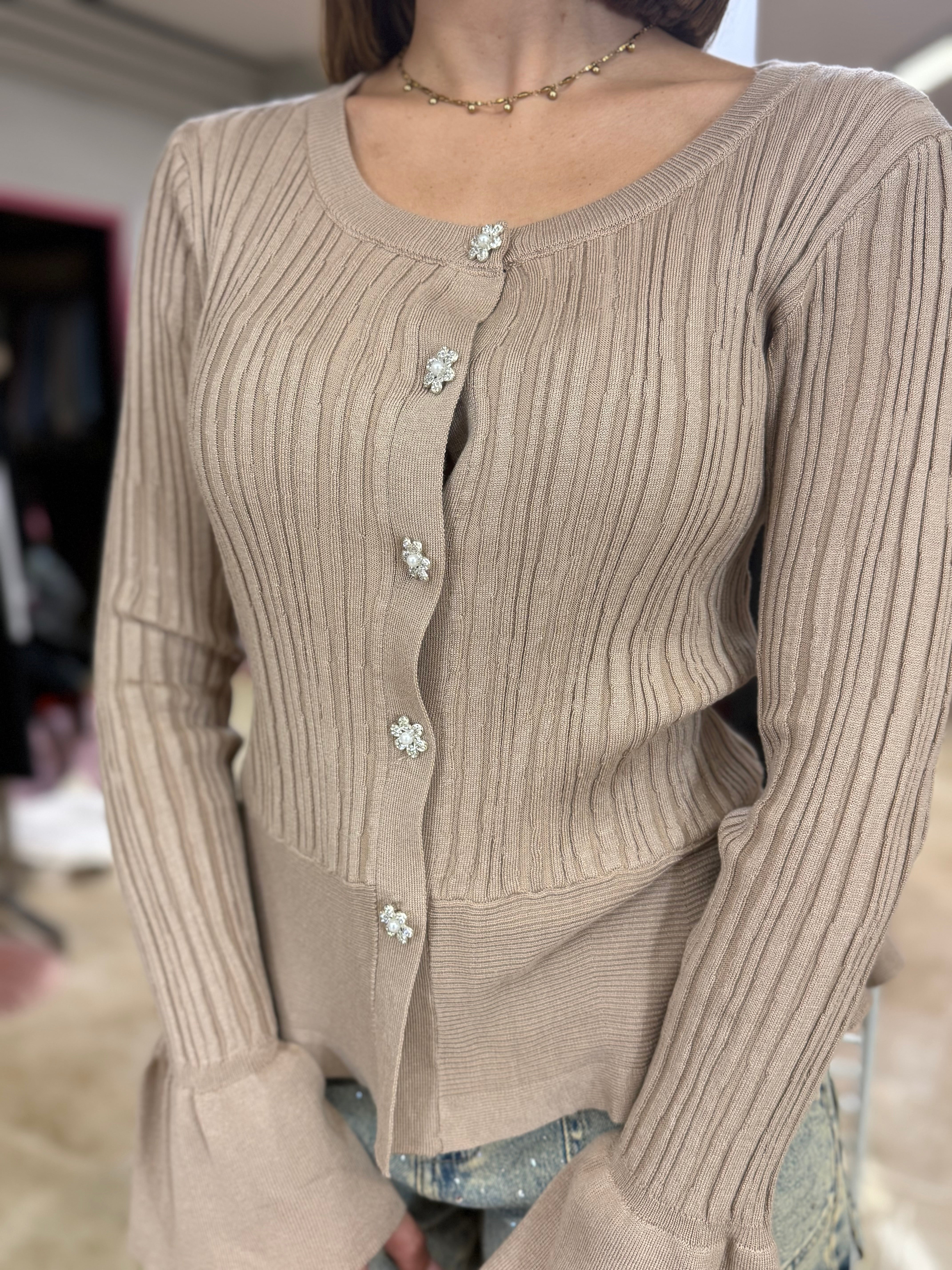 Cardigan “Elegance” beige