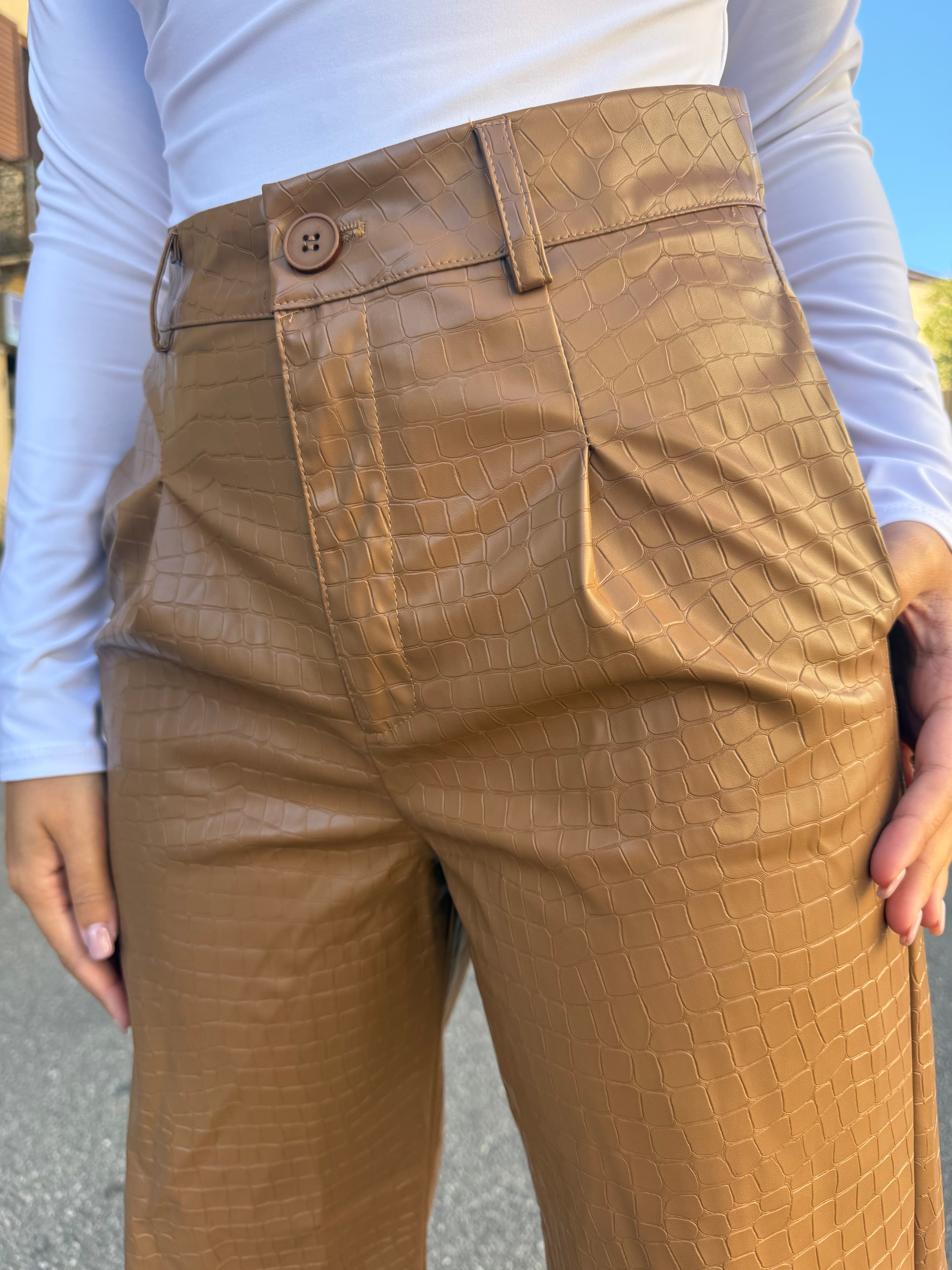 Pantaloni Lumina “Croc Wide” caramello