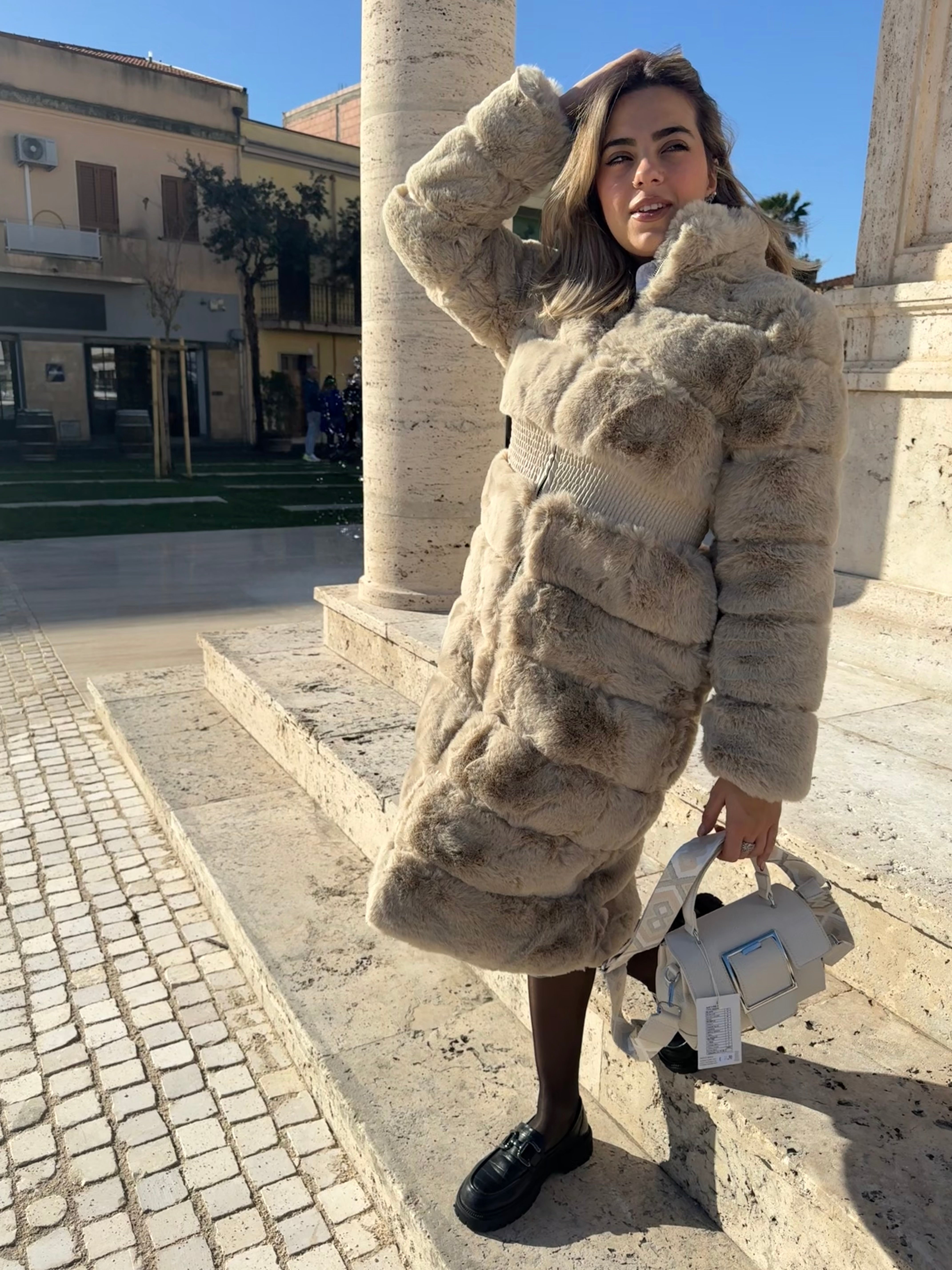 Maxi pelliccia “Long way”